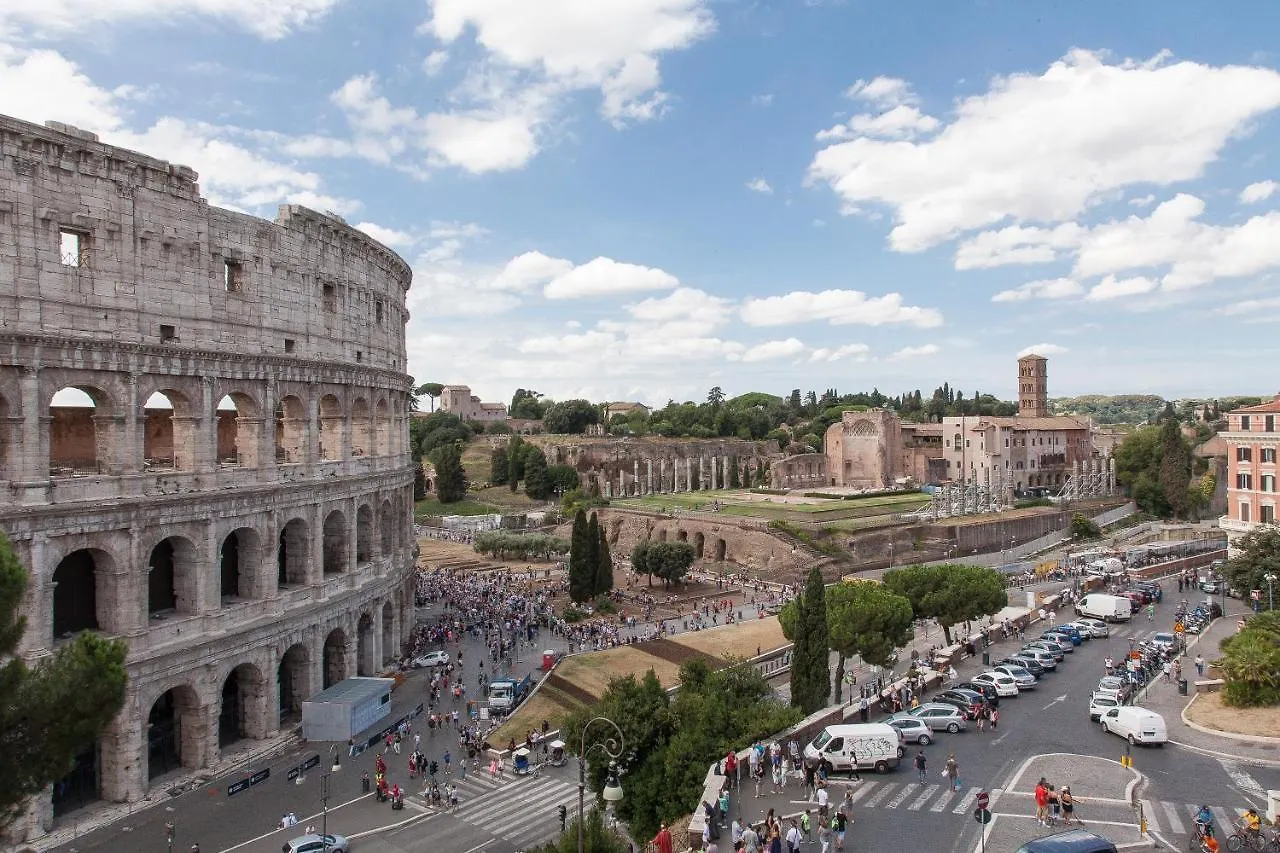 Amazing Colosseo ローマ